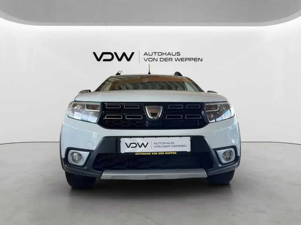 Main__Slider__Photo:Dacia Sandero II Stepway Prestige 1.0 TCe 100 Kamera 12/2020-1