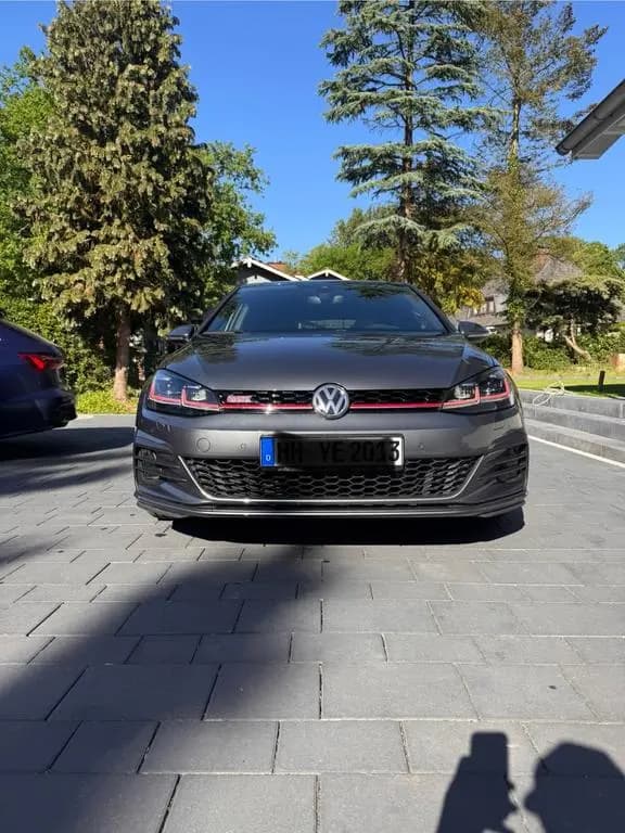 Main__Slider__Photo:Volkswagen Golf 2.0 TSI DSG GTI Performance GTI Performance 02/2018-0