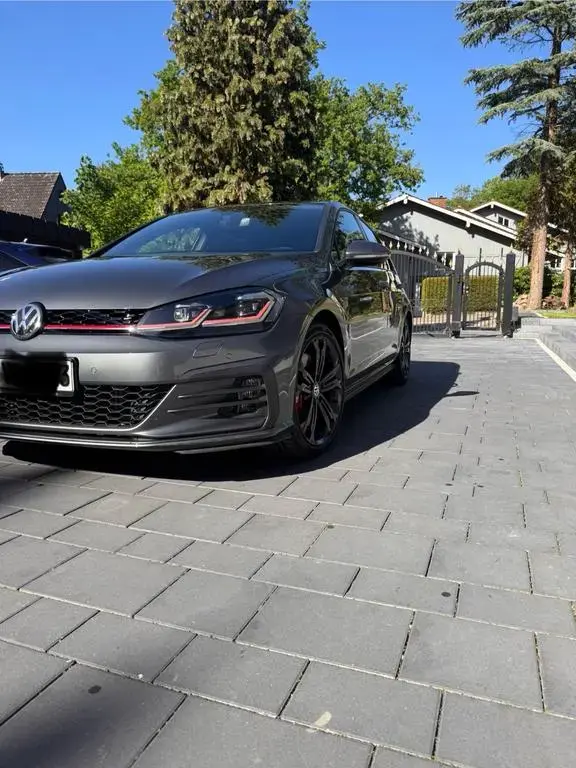 Main__Slider__Photo:Volkswagen Golf 2.0 TSI DSG GTI Performance GTI Performance 02/2018-1