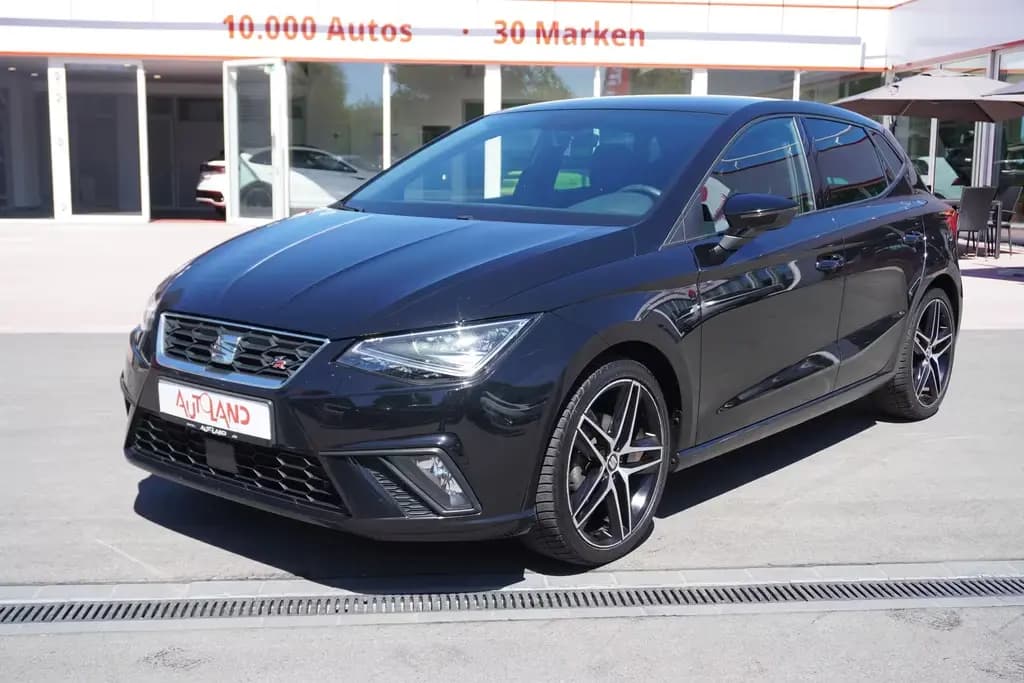 Main__Slider__Photo:Seat Ibiza 1.0 TSI FR LED Navi Digitales Cockpit DAB 08/2020-0