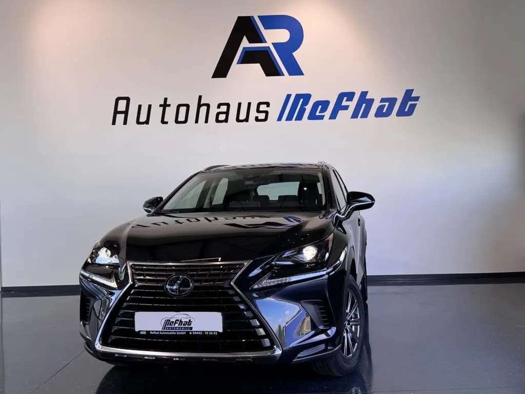 Main__Slider__Photo:Lexus NX 300 h Amazing Edition*LED*SHZ*PDC* 07/2020-0