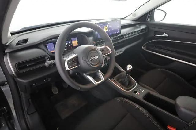 Main__Slider__Photo:Other Other JEEP Avenger Avenger 1.2 Turbo Altitude 02/2024-0