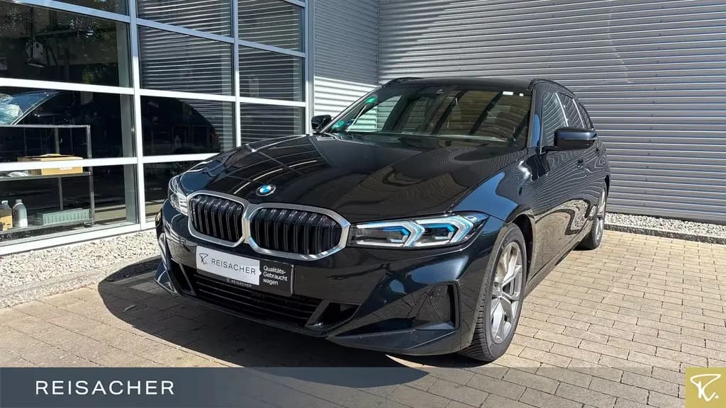Main__Slider__Photo:BMW 320 d A Touring,PANO,AHK,DAB,LCProf,HUD, 02/2023-0