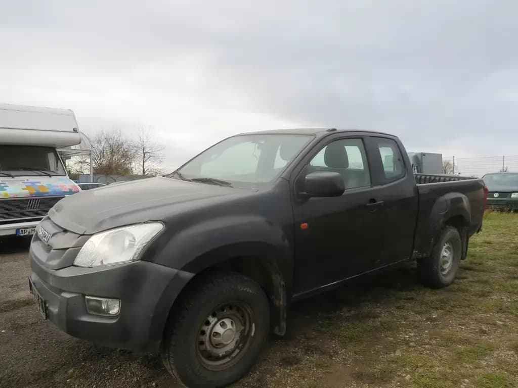 Main__Slider__Photo:Isuzu D-Max 2,5 TD Single Cab Basis 03/2013-0