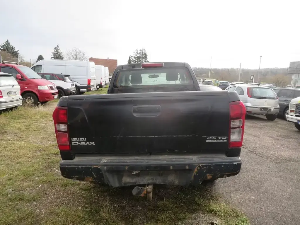 Main__Slider__Photo:Isuzu D-Max 2,5 TD Single Cab Basis 03/2013-1
