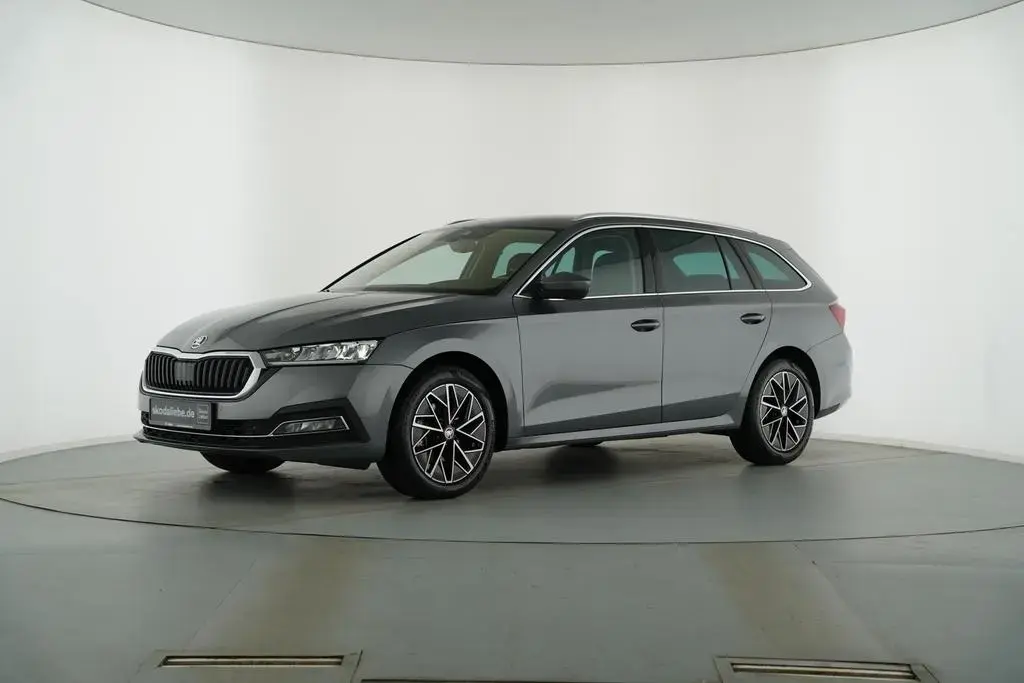 Main__Slider__Photo:Skoda Octavia C. STYLE 2.0TSI DSG 4X4 HEAD-UP+COLUMBUS 02/2024-1