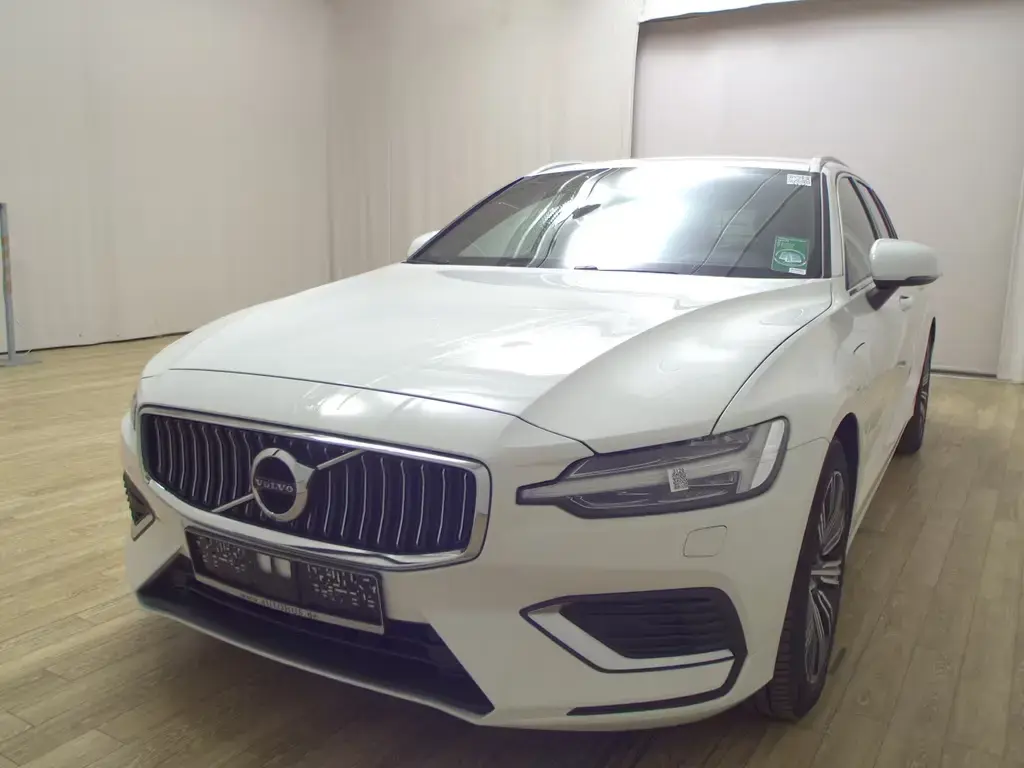Main__Slider__Photo:Volvo V60 T6 Inscription Navi LED HuD AHK RFK ACC 08/2021-1