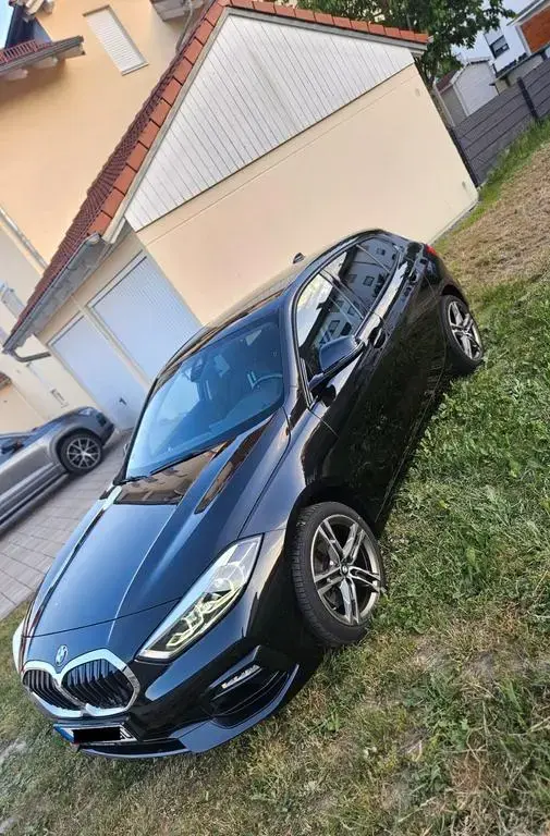 Main__Slider__Photo:BMW 118 i Sport Line *TÜV NEU *SERVICE NEU 12/2020-1