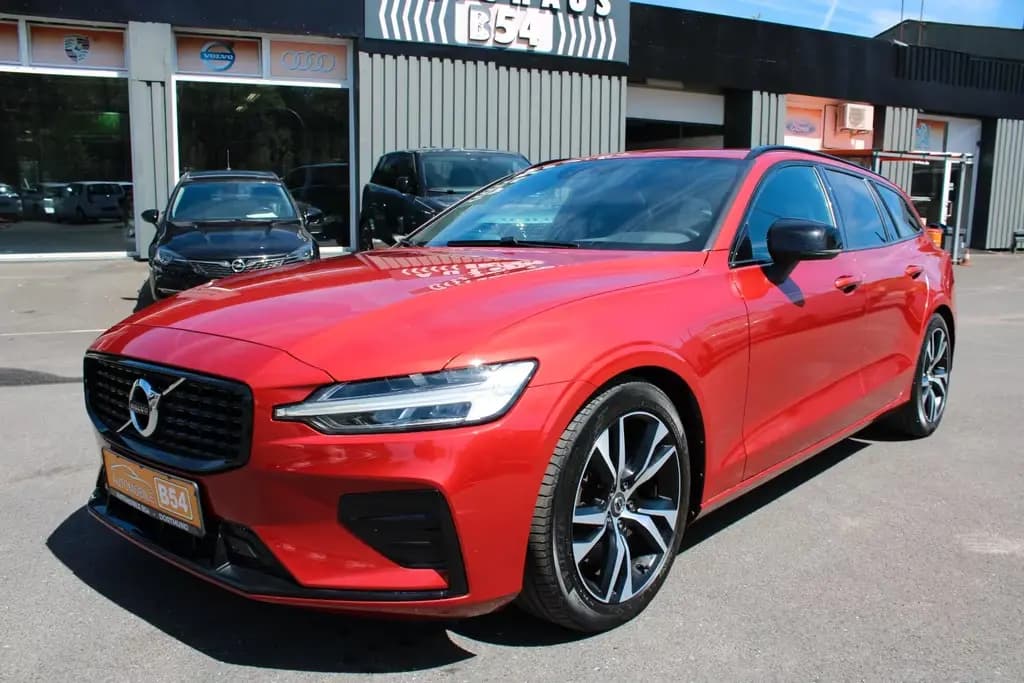 Main__Slider__Photo:Volvo V60 Kombi R Design/LEDER/NAVI/LED//PANO/ 11/2021-0