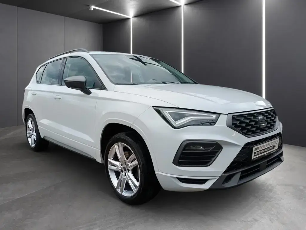 Main__Slider__Photo:Seat Ateca 1.5 TSI ACT DSG OPF FR+PANOARAMA+NAVIGATIO 07/2021-1