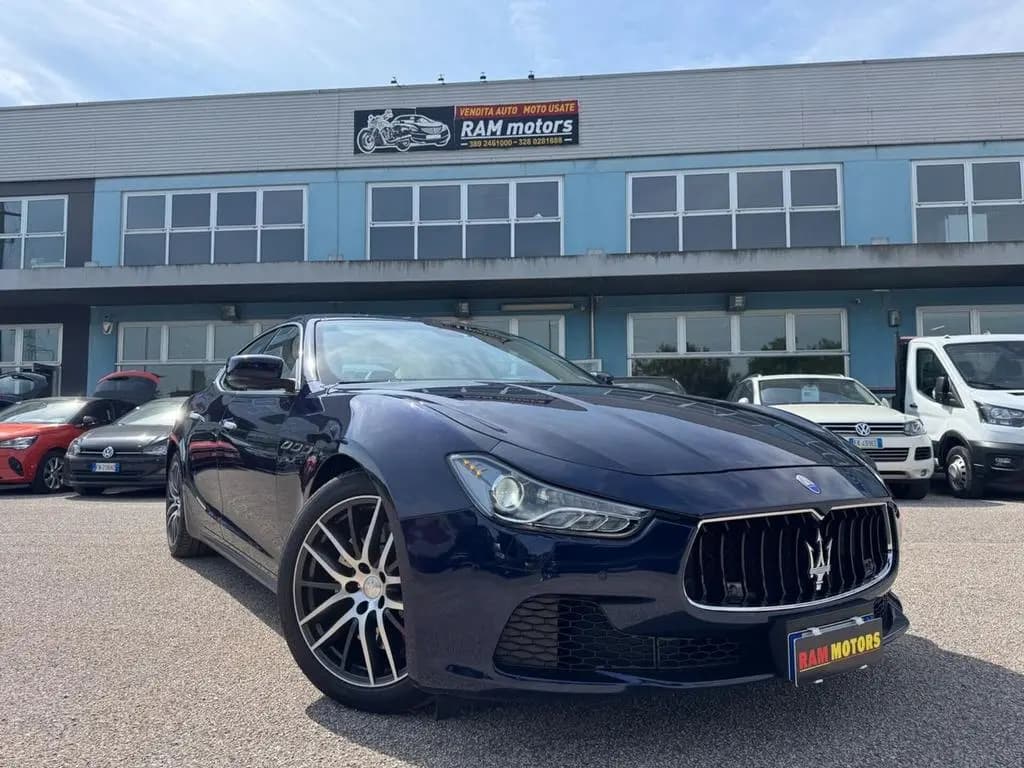 Main__Slider__Photo:Maserati Ghibli 3.0 V6 250cv Diesel Full Service 06/2015-0