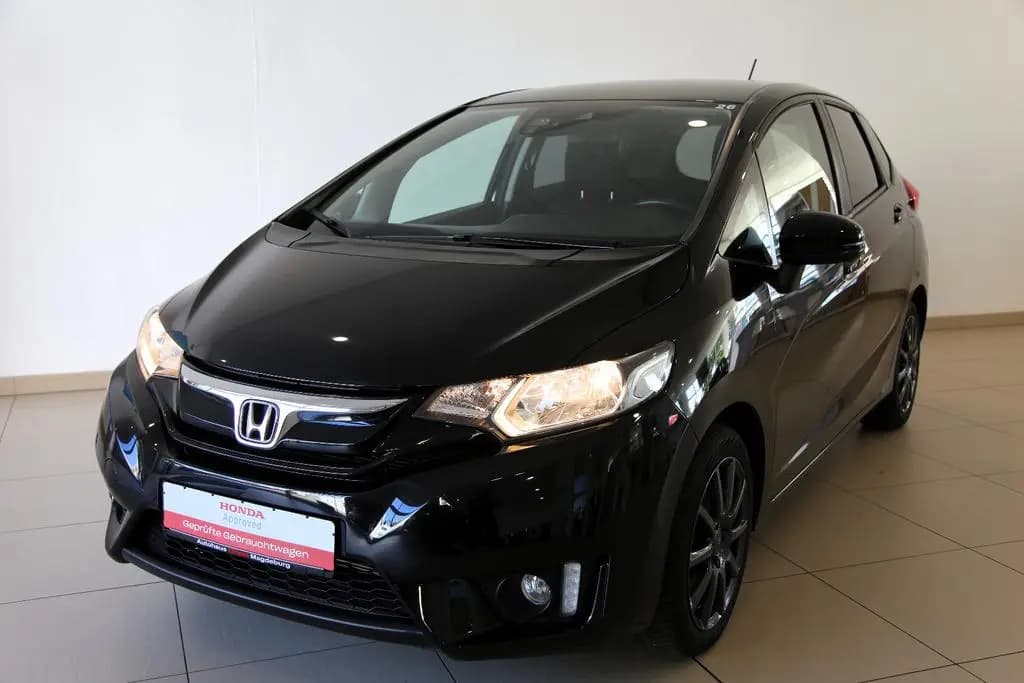 Main__Slider__Photo:Honda Jazz Elegance 11/2015-0
