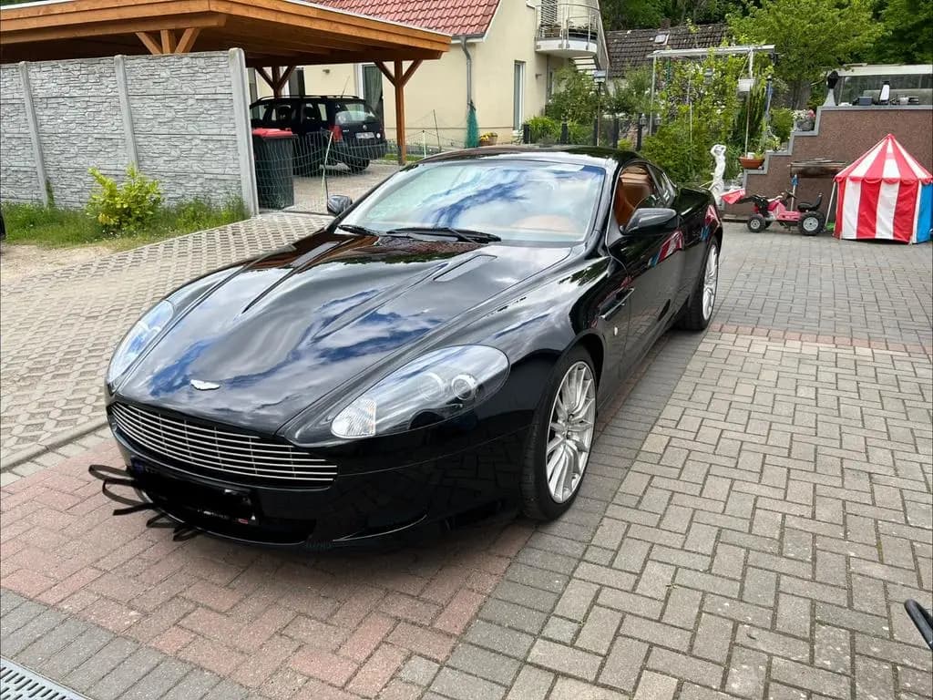 Main__Slider__Photo:Aston Martin DB9 ,  Touchtronic, AM Serviceheft, Deutsches Fzg 08/2006-0