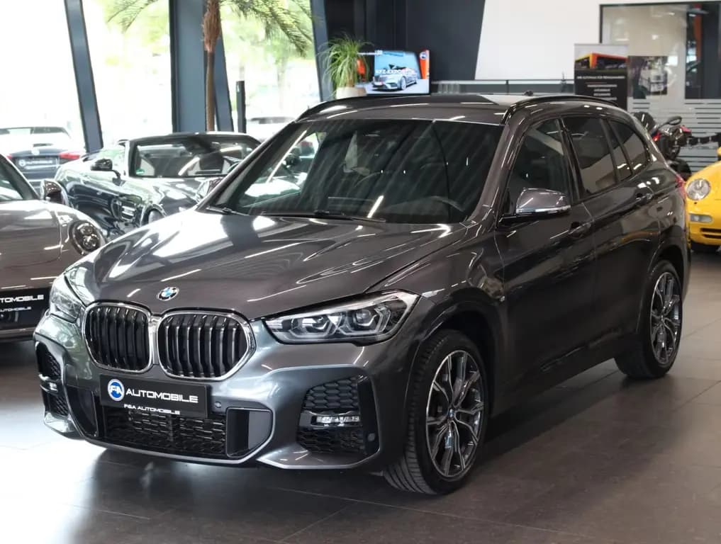 Main__Slider__Photo:BMW X1 xDrive20i M Sport *1.Hand*HUD*Kamera 06/2020-0