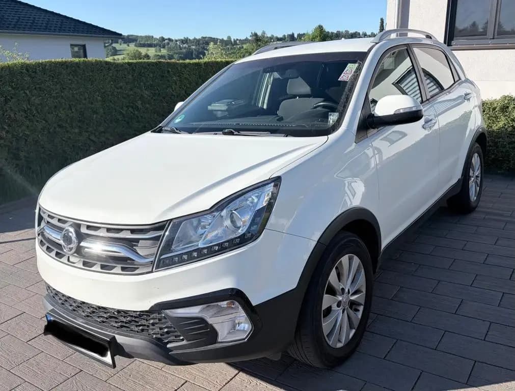 Main__Slider__Photo:Ssangyong Korando 2.2 Diesel e-XDi 220 Quartz 2WD Quartz 07/2018-0