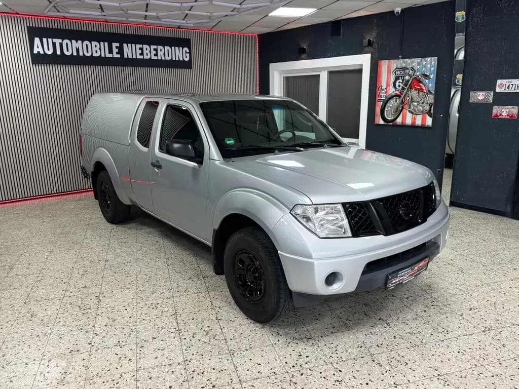 Main__Slider__Photo:Nissan Navara Frontier 2.4 / Hardtop / Klima / LPG / 06/2005-0