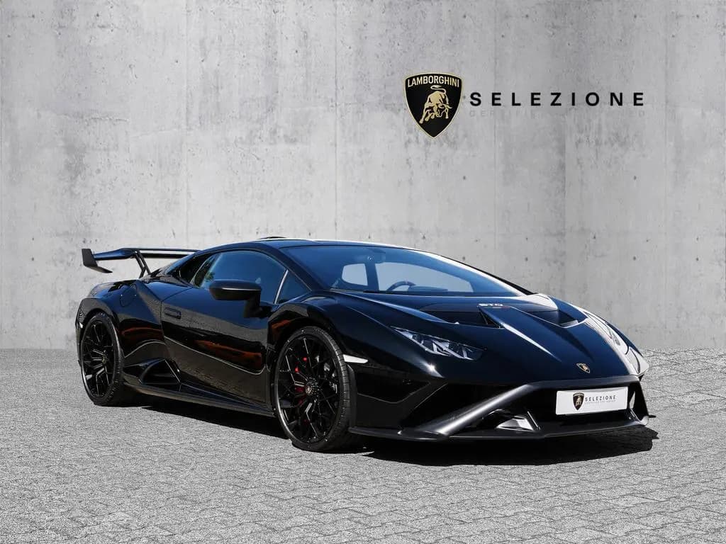 Main__Slider__Photo:Lamborghini Huracán STO Nero Noctis, Exterior Matt Carbon 10/2022-0