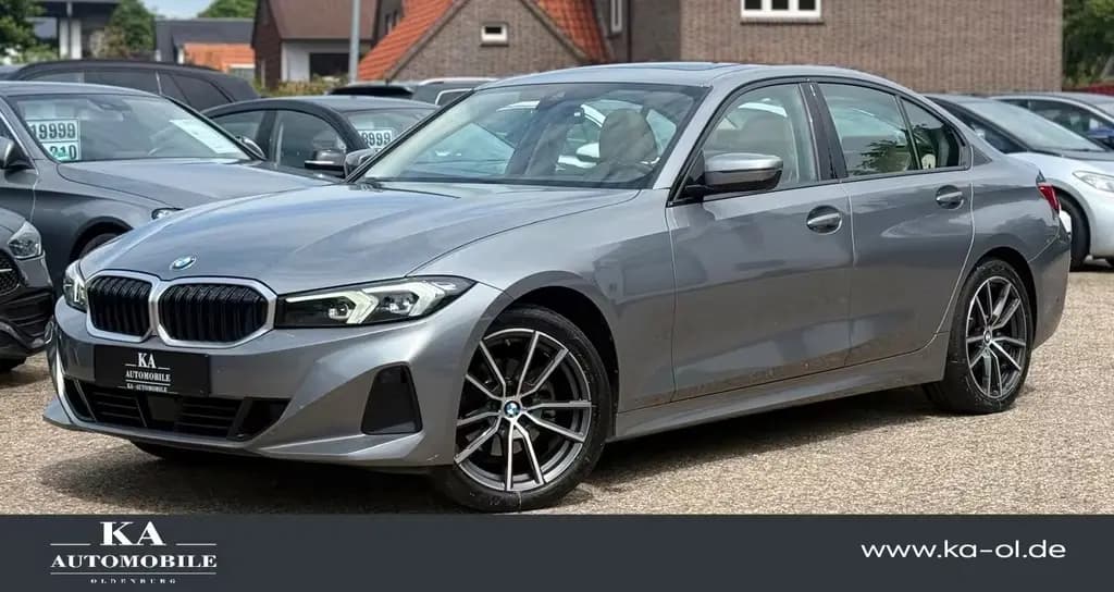 Main__Slider__Photo:BMW 320 3er - 320 d AHK Schiebedach Kamera 18" Stop&Go 10/2022-0