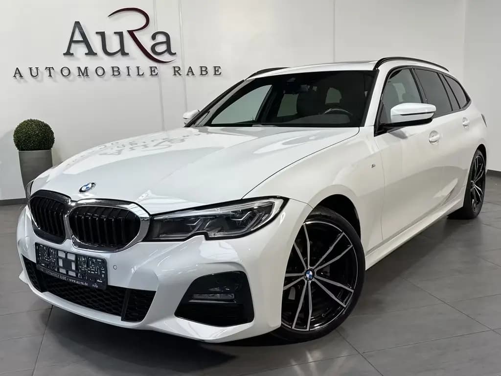 Main__Slider__Photo:BMW 320 d Touring xDrive M-Sport NAV+LASER+H&K+PANORA 05/2022-0