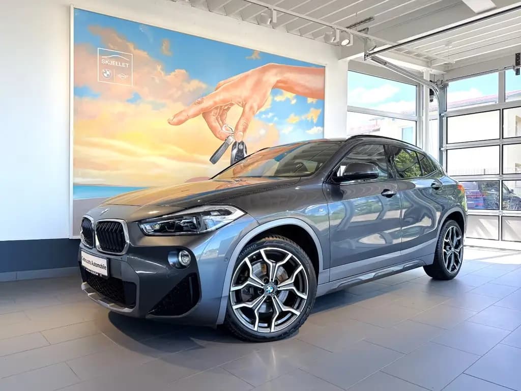 Main__Slider__Photo:BMW X2 xDr. 20 d M SPORT X  PANO+HUD+ACC+LED+KAM+AL 06/2018-0