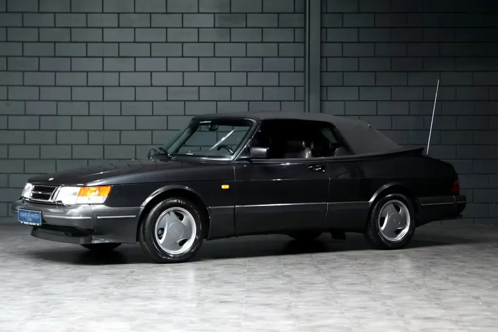 Main__Slider__Photo:Saab 900 S 16 V T Cabrio Leder BRD  Sammler 07/1993-0