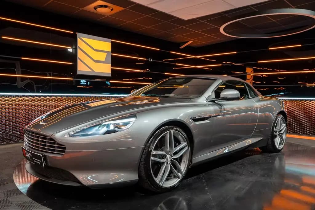 Main__Slider__Photo:Aston Martin Virage Volante Touchtronic*2nd Hand 04/2012-0
