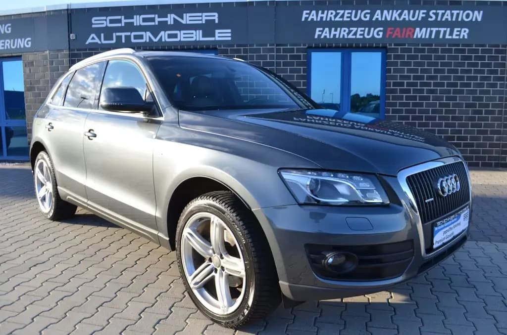 Main__Slider__Photo:Audi Q5 2.0 TFSI  quattro 3x S-LINE NAVI BI XENON 03/2012-0