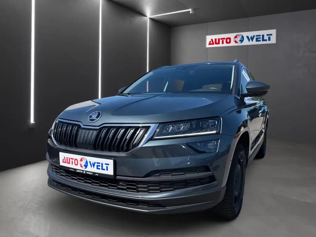 Main__Slider__Photo:Skoda Karoq 1.5 16V TSI Automatik LED Navi ACC Kamera 06/2019-0