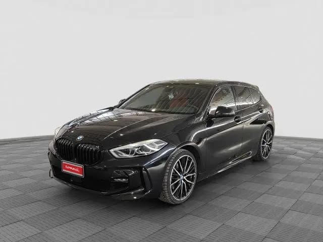 Main__Slider__Photo:BMW 120 Serie 1 d xdrive 5p. Msport 09/2021-0