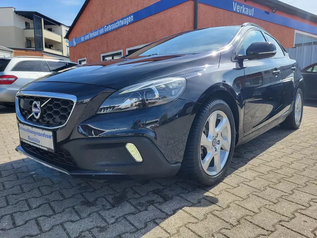 Main__Slider__Photo:Volvo V40 Cross Country You! AWD,Standheizung 11/2014-0