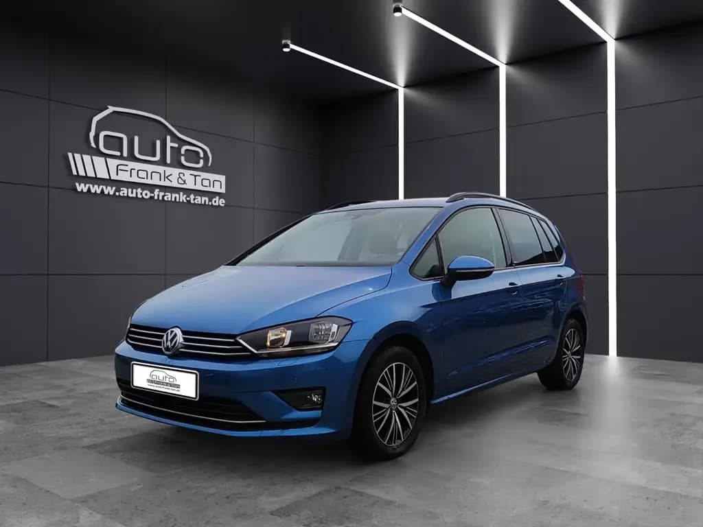 Main__Slider__Photo:Volkswagen Golf Sportsvan Allstar*Navi*Winter-Paket*Touch* 06/2016-0