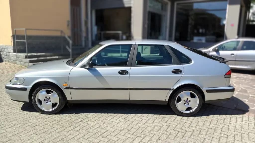 Main__Slider__Photo:Saab 9-3 2.0i T 16V cat 5 porte aut. SE 03/1999-0