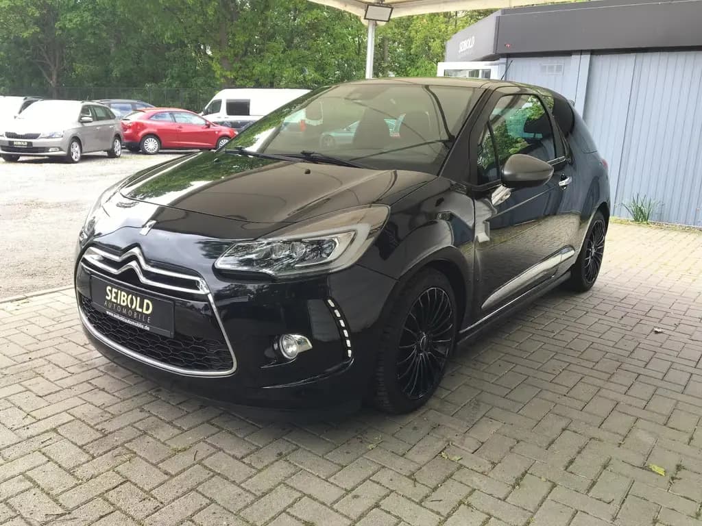 Main__Slider__Photo:Citroën DS3 SportChic/42Tkm/Navi/LED/Tempo/PDC/Allwetter 06/2015-0