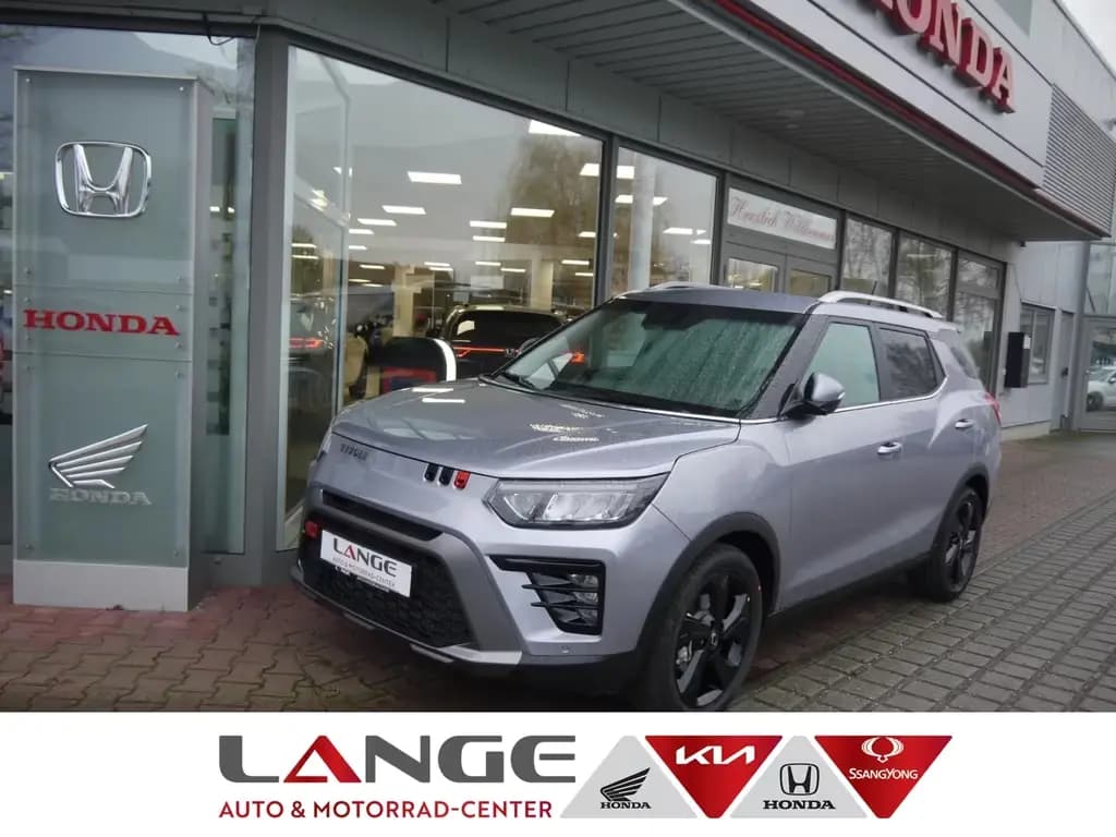 Main__Slider__Photo:Ssangyong Tivoli Grand Black Line 4x2 Automatik Navi Klima 04/2024-0