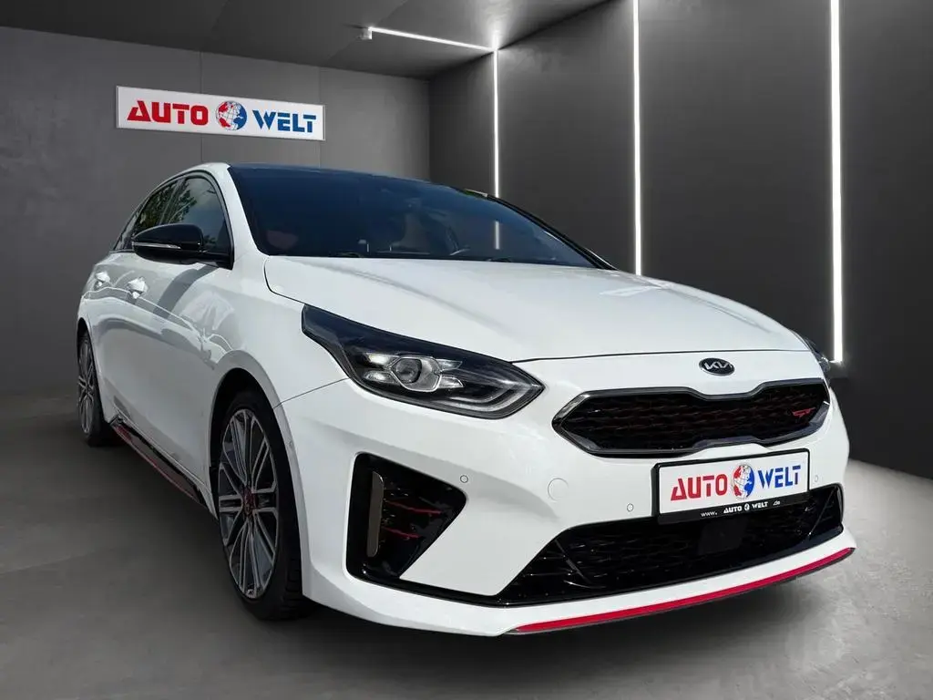 Main__Slider__Photo:Kia pro cee'd / ProCeed ProCeed 1.6 T-GDI GT Automatik Panorama LED DAB 05/2019-1