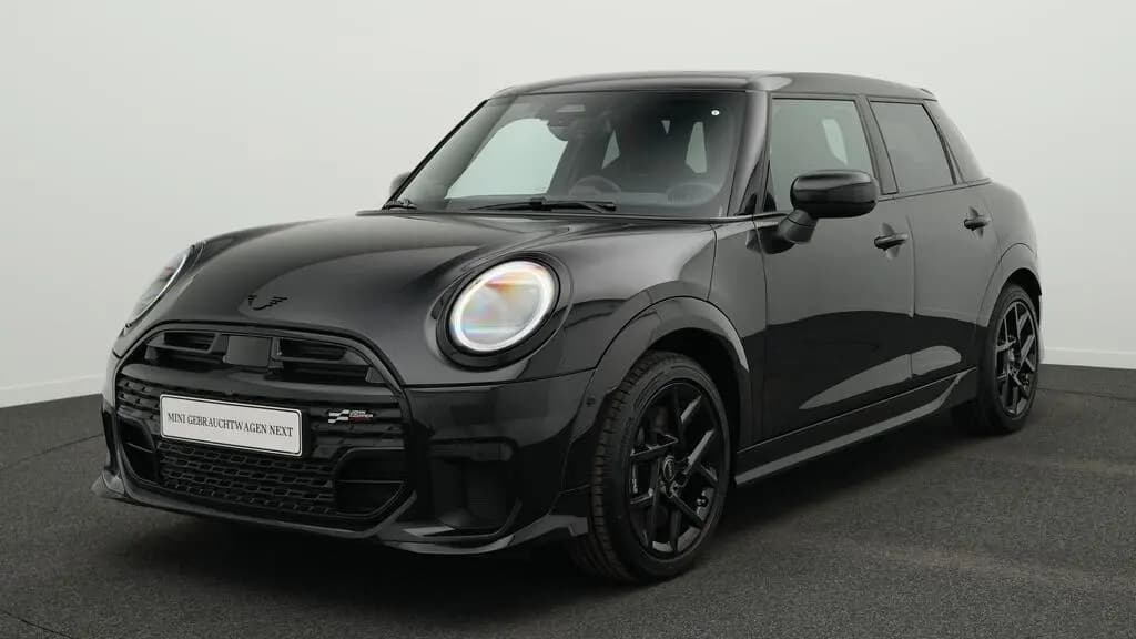 Main__Slider__Photo:MINI Cooper S 5-Türer 04/2025-0