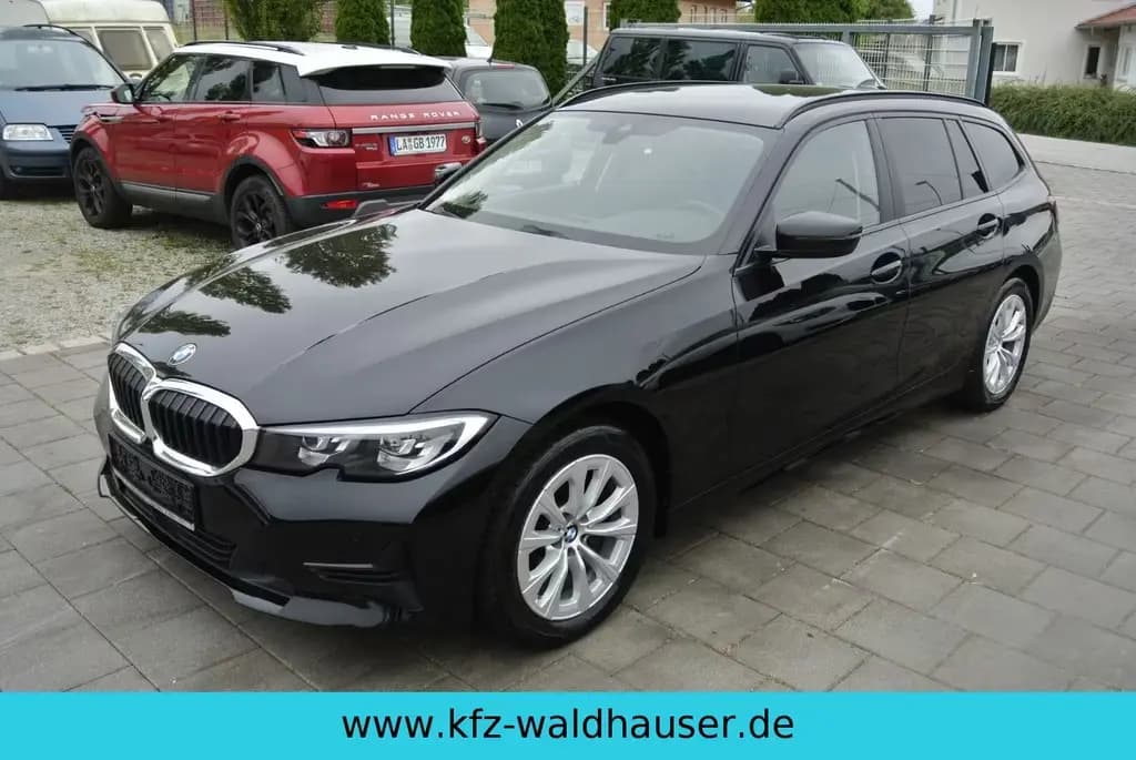 Main__Slider__Photo:BMW 318 d Advantage LED NAVI ... 01/2022-0