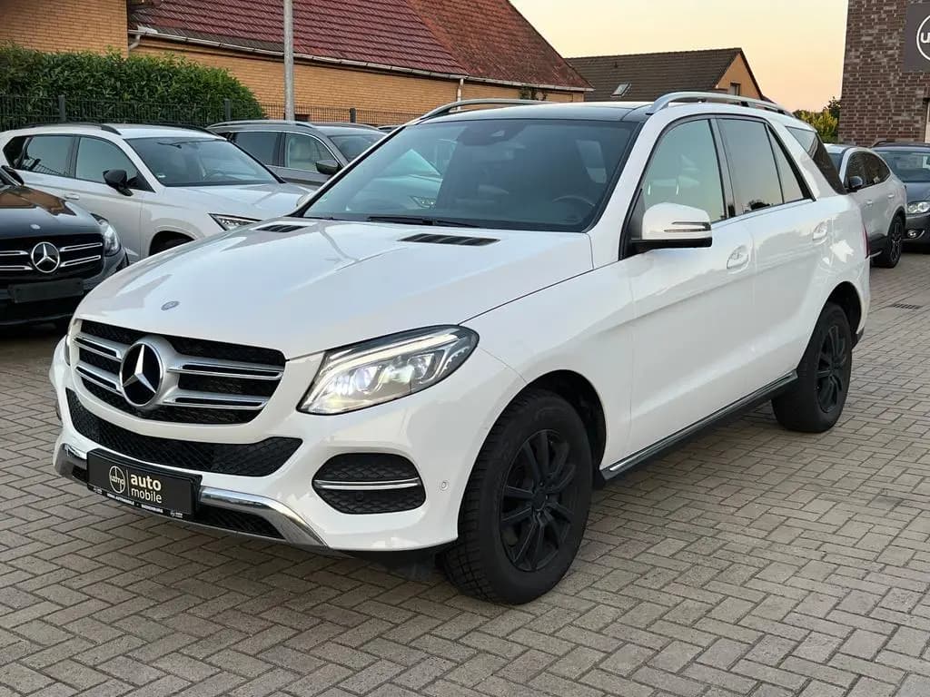 Main__Slider__Photo:Mercedes-Benz GLE 250 d 4Matic+Panorama+360°Kamera+LED+TUV neu 04/2017-0