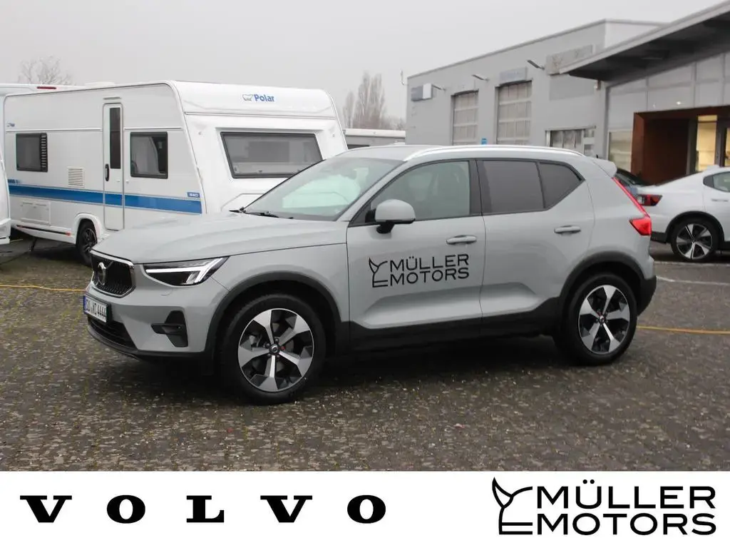 Main__Slider__Photo:Volvo XC40 B3 Core Aut. +AHK+ACC+BLIS+ 04/2024-1