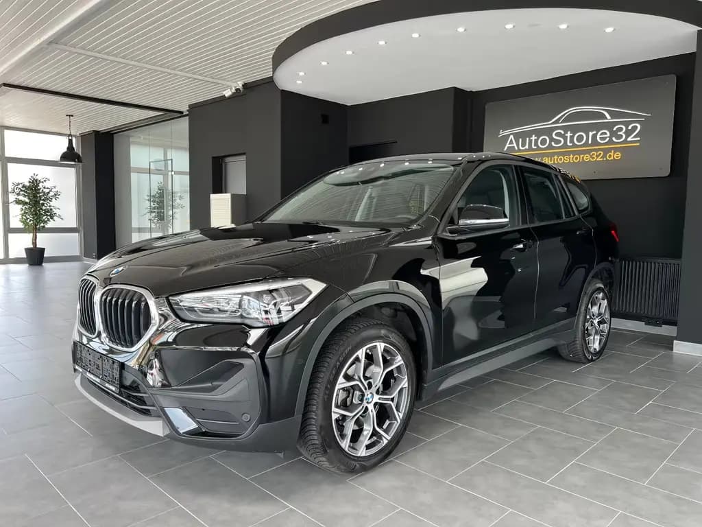 Main__Slider__Photo:BMW X1 sDrive18i Steptronic *LED*CAM*CarPlay*18"LMF* 10/2022-0