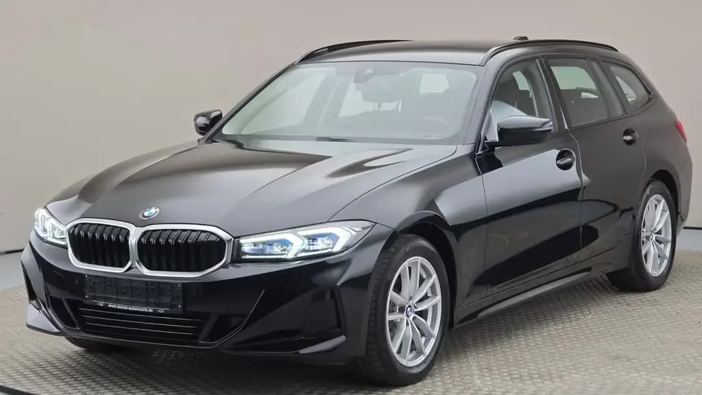Main__Slider__Photo:BMW 318 d Touring FACELIFT, Kamera, Head UP Display 12/2022-0