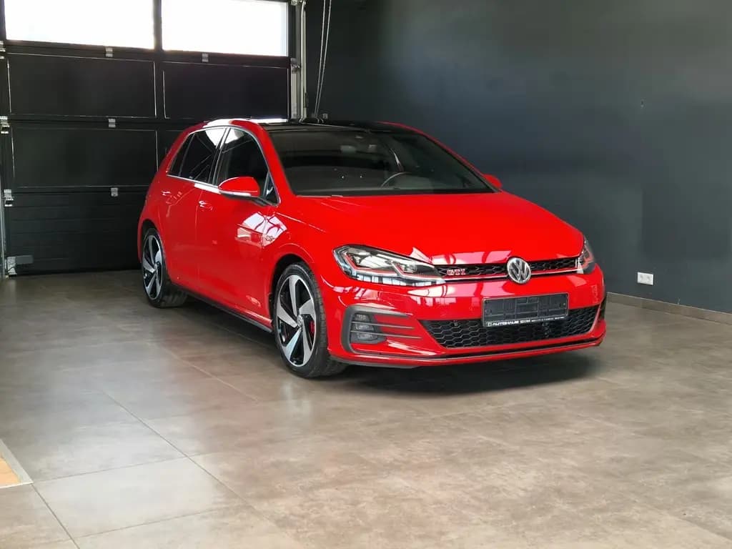 Main__Slider__Photo:Volkswagen Golf GTI Performance 2,0TSI*STANDHZG*PANO*KAMERA 01/2019-0