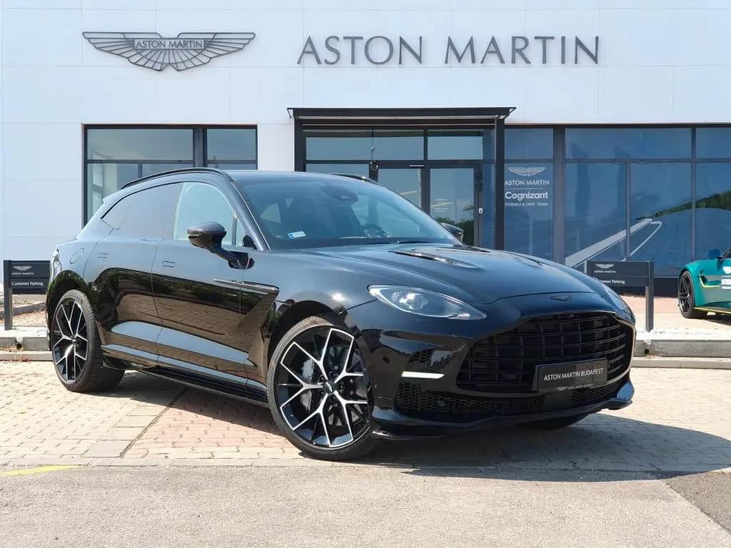 Main__Slider__Photo:Aston Martin DBX 4.0 V8 DBX707 09/2024-0