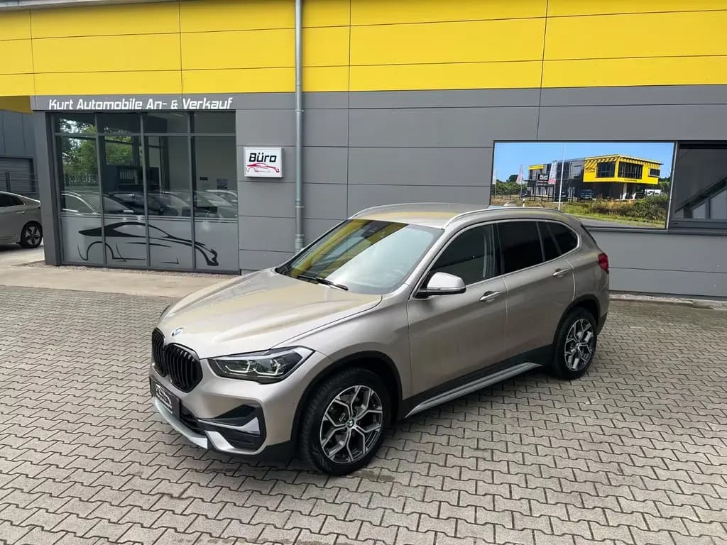 Main__Slider__Photo:BMW X1 Baureihe X1 xDrive 25/KAMERA/AHK/AUTOMATIK/ 10/2020-0