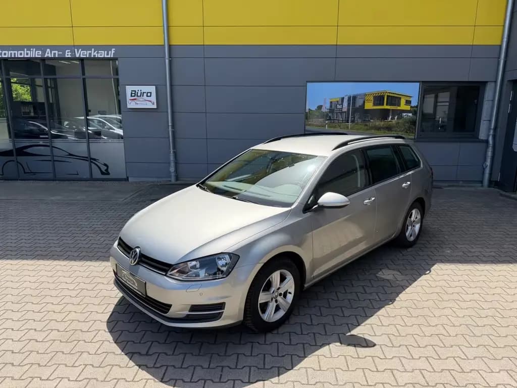 Main__Slider__Photo:Volkswagen Golf VII Variant Comfortline/SHZ/KLIMAA*/PDC/AHK 11/2014-0