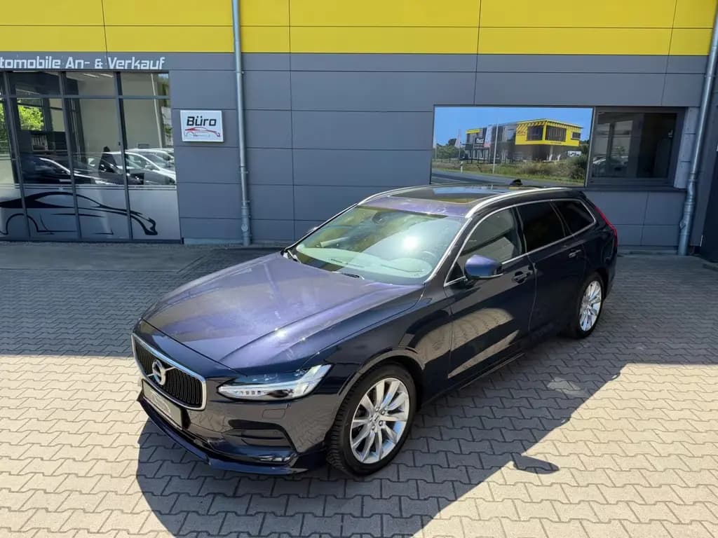 Main__Slider__Photo:Volvo V90 Kombi Momentum/KAMERA/LEDER/AUTOMATIK/PANO/ 11/2018-0