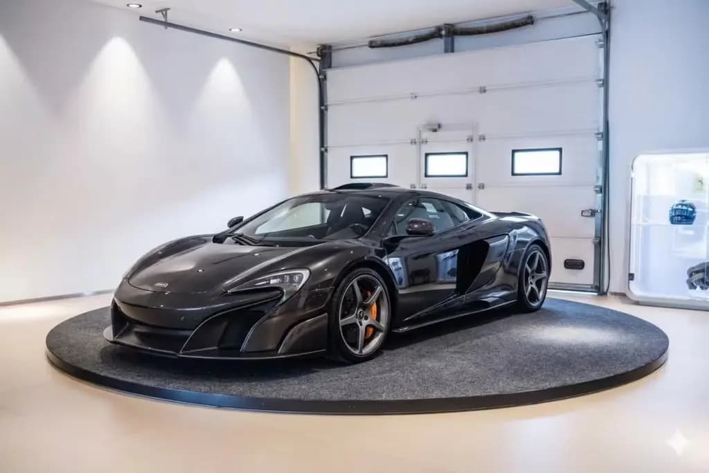 Main__Slider__Photo:McLaren 650S Le Mans 1/50 01/2015-0