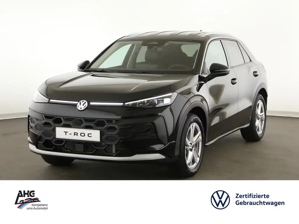 Main__Slider__Photo:Volkswagen T-Roc 1.5 eTSI DSG Style  LED Navi Head-up AHK A 05/2026-0