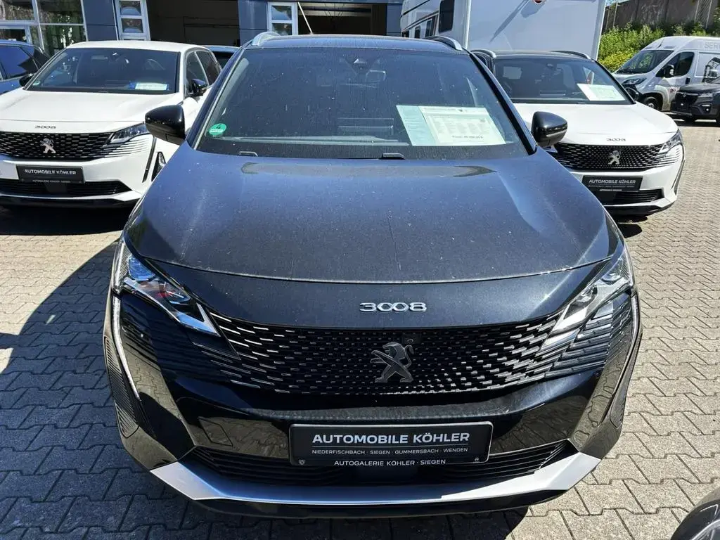Main__Slider__Photo:Peugeot 3008 GT Navi Digitales Cockpit Soundsystem 360 K 12/2023-1
