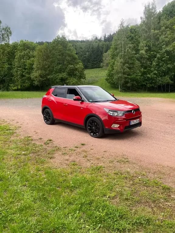 Main__Slider__Photo:Ssangyong Tivoli 1.6 e-XDi 160  4WD 02/2018-0